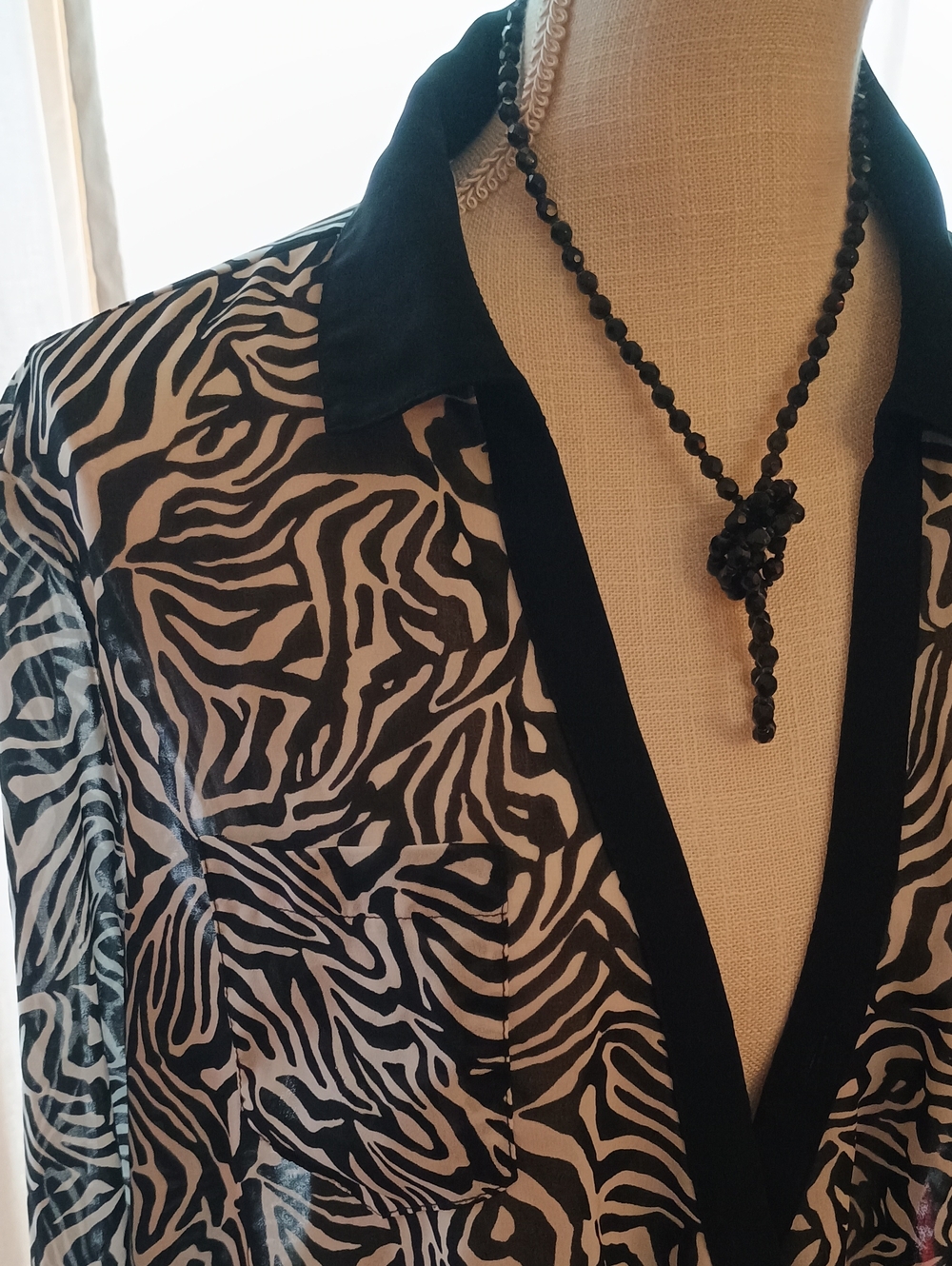 Black & White Zebra Print Nicole Miller Size Medium Sheer Blouse High / Low